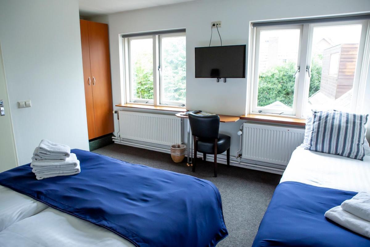 Hotel Cafe Restaurant Heineke Loosdrecht Exteriör bild