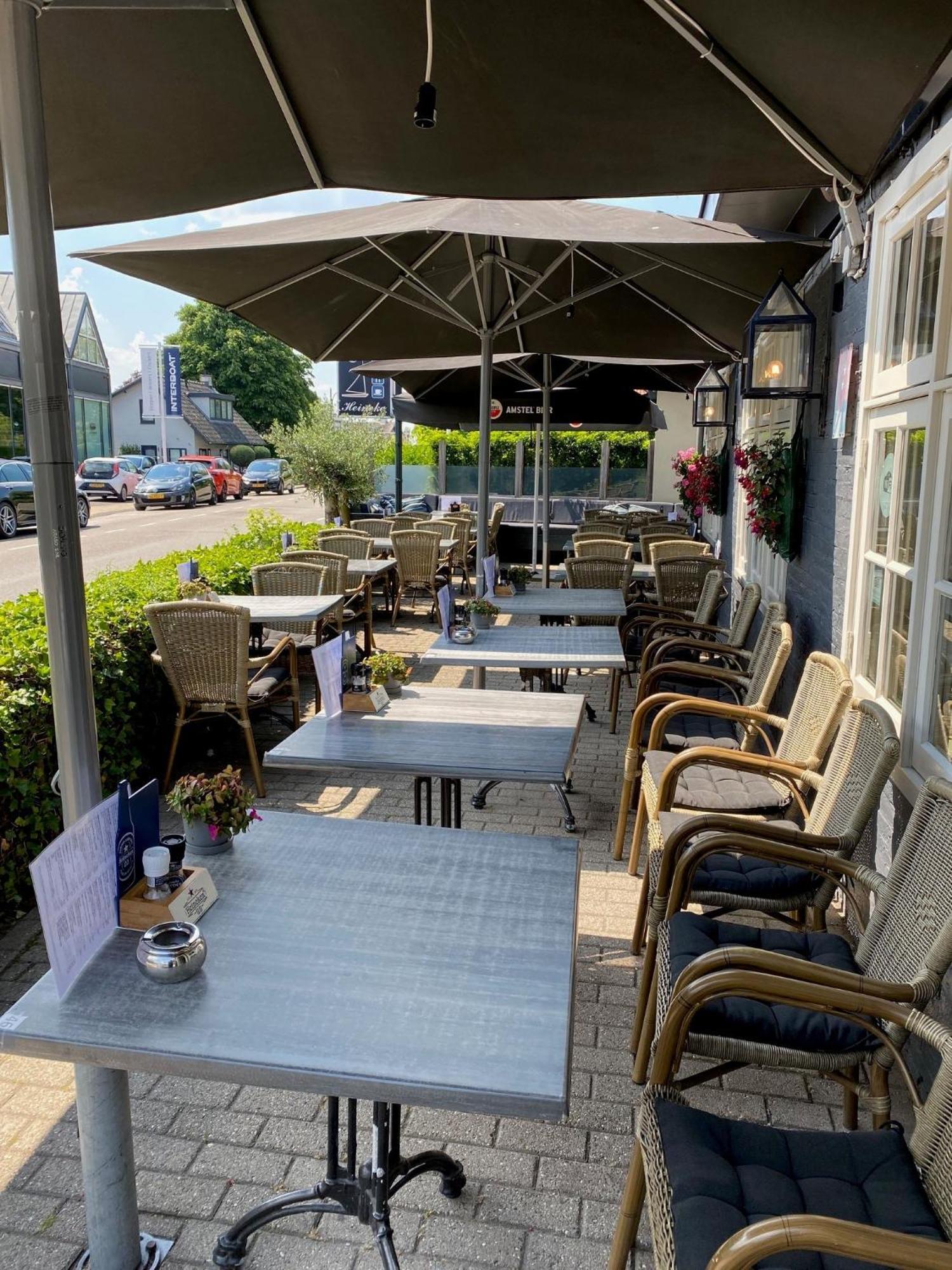 Hotel Cafe Restaurant Heineke Loosdrecht Exteriör bild